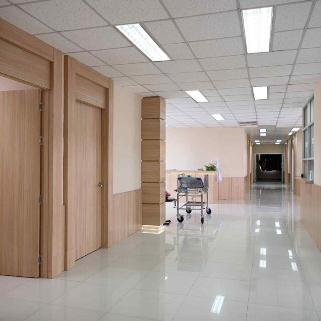 https://torontohometech.com/wp-content/uploads/2018/09/gallery_projects_11-640x640.jpg